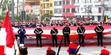 ¿Quién creó la bandera del Perú y por qué es roja y blanca?