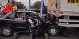 Surco: abuelitos quedan atrapados en su auto tras violento choque con camión [VIDEO Y FOTOS]