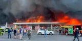 Rusia bombardeó un centro comercial de Ucrania con más de mil personas adentro: muertos y heridos