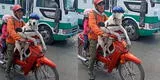 Captan a peruano llevando a perrito con casco en moto en una pista del Cusco y escena se viraliza: "Firulais protegido" [VIDEO]