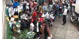 “La muni nos clausuró el restaurante”: Dueña regala comida a transeúntes del Cercado de Lima para que no se desperdicie [VIDEO]