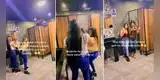 Joven va al baño de una discoteca, pero se topa con una singular escena en el de mujeres y es viral: "La despertaron"