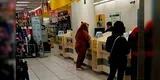 Joven se disfrazada de oso para pagar sus deudas ante el intenso frío de México [FOTO]