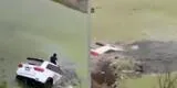 Panamericana Norte: camioneta cae a enorme laguna, se hunde y conductor logra salir por el techo [VIDEO]