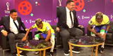 Lo  hizo reír: Rodrygo le pide al 'crack' Ronaldo que le "pase sus poderes" y le agarra las piernas [VIDEO]