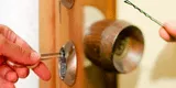 Trucos caseros para abrir una puerta sin llave en simples pasos [VIDEO]