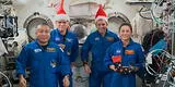 Astronautas de la NASA envían emotivo saludo de Navidad desde el espacio a la comunidad latina