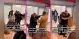 Mamá se confunde de hijo y abraza a desconocido en el aeropuerto: “Se confundió”