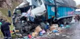 Junín: dos muertos y un herido deja violento choque entre un bus y un camión en La Oroya