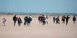 Crisis en la frontera: Policía tuvo que contener a estampida de migrantes