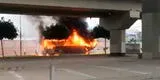 Bus de transporte público de la empresa Nueva América se incendia en plena Panamericana Norte