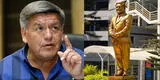 César Acuña rompe su silencio por su estatua dorada: "Las personas deben ser valoradas en vida"