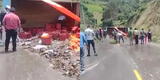 Huancavelica: camión repleto con cajas de cervezas se vuelca y bloquea la vía Pampas - Huancayo