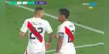 El reclamo de Renato Tapia con Alexander Callens tras descuido en el Perú vs. Paraguay