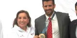 Dina Boluarte se luce con medalla de Stefano Peschiera, pero se confunde al pronunciar su nombre