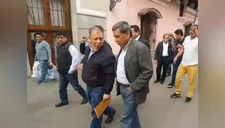 Frente Amplio entrega pasaportes diplomáticos tras cierre del Congreso [VIDEO]