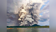 Volcán erupciona en Filipinas y tiene en alerta al país por posible "tsunami volcánico" [VIDEO]