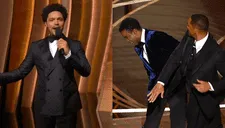 Trevor Noah, presentador de los Grammy 2022, bromea sobre golpe de Will Smith a Chris Rock EN VIVO