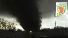 Gran tornado destruye con todo a su paso en la ciudad de Arkansas y se ha activado alerta roja ante los daños