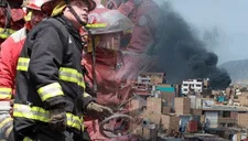 Fuerte incendio en San Martín de Porres afecta viviendas del jr. Los Álamos