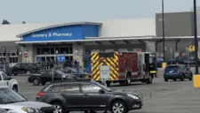 TERROR en Walmart: 11 heridos en un BRUTAL apuñalamiento "aleatorio" en Michigan