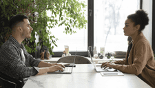 ¿Te cuesta lograr un “sí” en el trabajo? Tres claves para potenciar tu seguridad e influencia