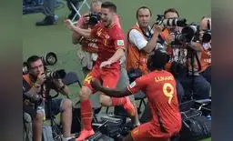 Dries Mertens celebrando el segundo gol. Dries Mertens celebrando el segundo gol.