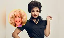 Vanessa Hudgens viene de sufrir la pérdida de su padre Vanessa Hudgens viene de sufrir la pérdida de su padre