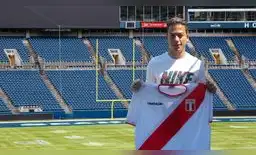 Benavente con la blanquirroja Benavente con la blanquirroja