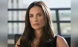 Demi Moore sufrió de abuso sexual a los 15 años Demi Moore sufrió de abuso sexual a los 15 años