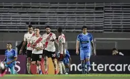 Todavía hay una espina en Binacional por la goleada ante River. Todavía hay una espina en Binacional por la goleada ante River.