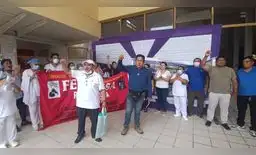 Los trabajadores del sector salud pusieron condiciones para suspender huelga.