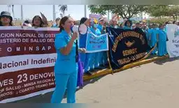 Enfermeras de Trujillo iniciaron su huelga indefinida con un primer paro de 48 horas.