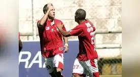 Hermano de Claudio la rompió.