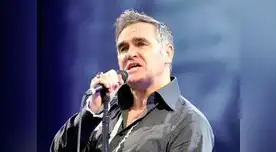 Morrissey comió algo en restaurant fuera de su ruta en Lima. Morrissey comió algo en restaurant fuera de su ruta en Lima.