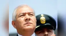 Y en el Congreso de la República quieren censurarlo: piden su cabeza. Y en el Congreso de la República quieren censurarlo: piden su cabeza.