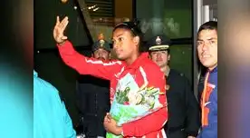 Ángela Leyva emocionada con la hinchada.