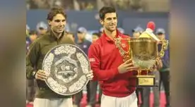 Novak Djokovic y Rafael Nadal en la ceremonia de entrega de premios del Torneo de Pekín