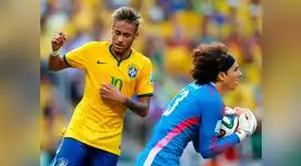 Golero Ochoa anuló opciones de gol de Neymar.