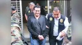 Su vida corría peligro y su familia está amenazada.