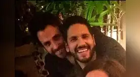 Peluchín no oculta su amor.