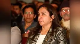 Está voceada para postular. Está voceada para postular.