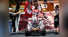 Hernández con la bandera que rojiblanca que dejó en alto.