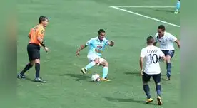 Intentó, pero siempre encontró un buen cerco defensivo santo.