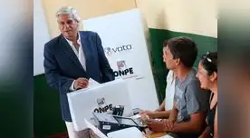 También hizo su cola También hizo su cola