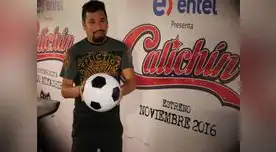 Divierte con su peculiar estilo.