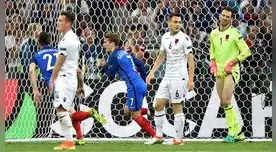 Ya conectó Griezmann y corre a celebrar su gol. FOTO: EFE