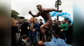 Lionel Messi: le rinden homenaje con estatua para que no deje Selección Argentina