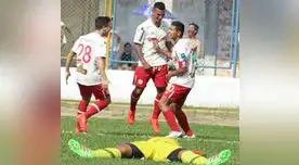 Flores celebra su gol pero no alcanzó 