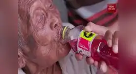 Gotho disfrutando su refresco favorito